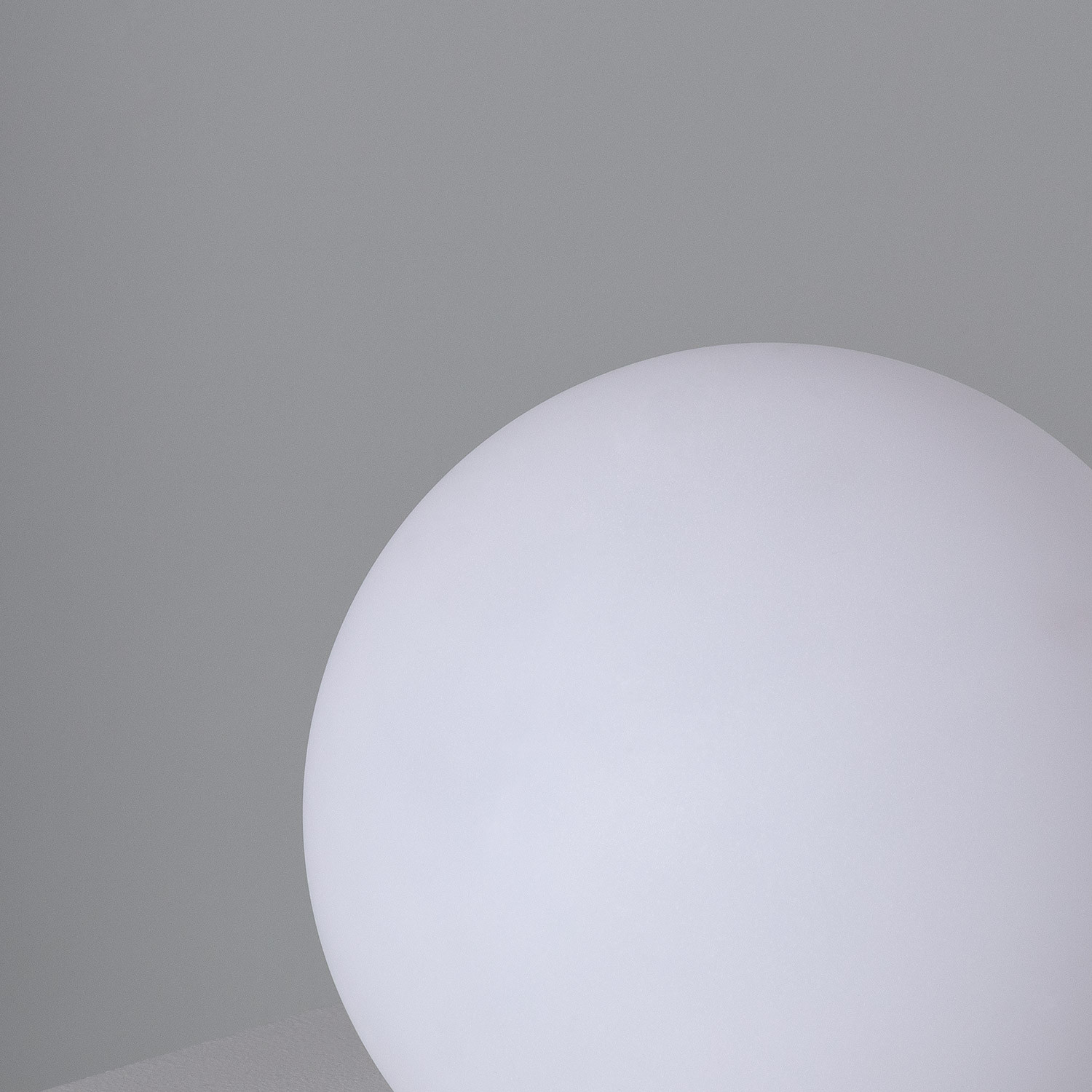 Esfera LED RGBW 20cm Recargable